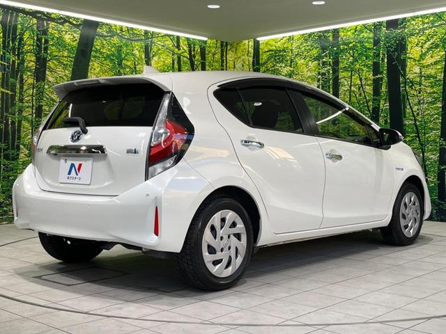 アクア Ｓスタイルブラック　純正ナビ　バックカメラ　Ｂｌｕｅｔｏｏｔｈ　ＥＴＣ　スマートキー＆プッシュスタート　オートマチックハイビーム　オートライト　ＬＥＤヘッドライト　ドアバイザー　禁煙車　衝突被害軽減装置（17枚目）