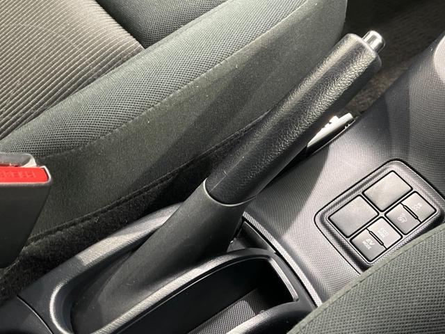 アクア Ｓスタイルブラック　純正ナビ　バックカメラ　Ｂｌｕｅｔｏｏｔｈ　ＥＴＣ　スマートキー＆プッシュスタート　オートマチックハイビーム　オートライト　ＬＥＤヘッドライト　ドアバイザー　禁煙車　衝突被害軽減装置（33枚目）