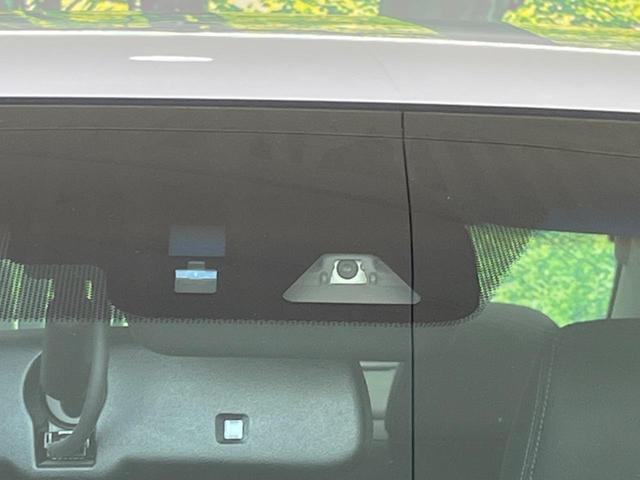 アコードハイブリッド ＥＸ　純正ナビ　バックカメラ　衝突被害軽減システム　禁煙車　シートヒーター　スマートキー　ＬＥＤヘッド　ＥＴＣ　純正１８インチアルミ　車線逸脱警報　オートライト　Ｂｌｕｅｔｏｏｔｈ　ＣＤ（3枚目）