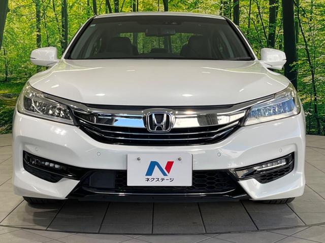 アコードハイブリッド ＥＸ　純正ナビ　バックカメラ　衝突被害軽減システム　禁煙車　シートヒーター　スマートキー　ＬＥＤヘッド　ＥＴＣ　純正１８インチアルミ　車線逸脱警報　オートライト　Ｂｌｕｅｔｏｏｔｈ　ＣＤ（6枚目）