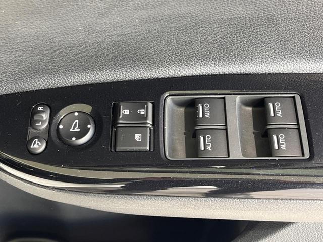 アコードハイブリッド ＥＸ　純正ナビ　バックカメラ　衝突被害軽減システム　禁煙車　シートヒーター　スマートキー　ＬＥＤヘッド　ＥＴＣ　純正１８インチアルミ　車線逸脱警報　オートライト　Ｂｌｕｅｔｏｏｔｈ　ＣＤ（24枚目）