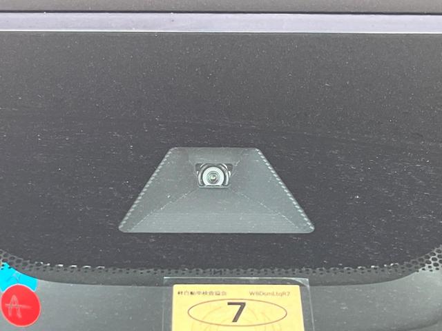 N-WGNカスタム Lホンダセンシング 純正ナビ シートヒーター 衝突軽減装置 アダプティブクルーズコントロール オートブレーキホールド ETC Bluetooth再生 スマートキー&プッシュスタート オートエアコン 禁煙車(3枚目)