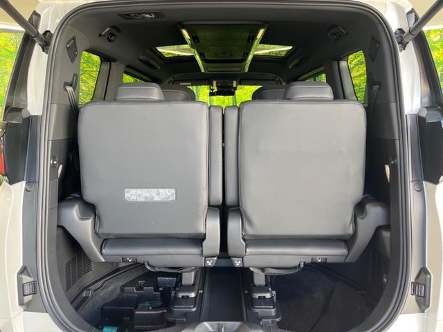 ヴェルファイアハイブリッド Ｚ　プレミア　純正１３型後席モニター　左右独立ムーンルーフ　純正１４型ナビ　全周囲カメラ　前席＆２列目シートエアコン　デジタルインナーミラー　電動リヤゲート　コーナーセンサー　ＢＳＭ　フルセグ　Ｂｌｕｅｔｏｏｔｈ（11枚目）