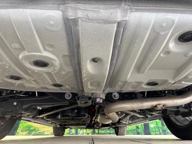 ヴェルファイアハイブリッド Ｚ　プレミア　純正１３型後席モニター　左右独立ムーンルーフ　純正１４型ナビ　全周囲カメラ　前席＆２列目シートエアコン　デジタルインナーミラー　電動リヤゲート　コーナーセンサー　ＢＳＭ　フルセグ　Ｂｌｕｅｔｏｏｔｈ（20枚目）