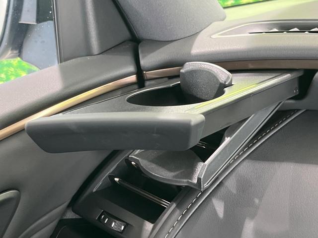 ヴェルファイアハイブリッド Ｚ　プレミア　純正１３型後席モニター　左右独立ムーンルーフ　純正１４型ナビ　全周囲カメラ　前席＆２列目シートエアコン　デジタルインナーミラー　電動リヤゲート　コーナーセンサー　ＢＳＭ　フルセグ　Ｂｌｕｅｔｏｏｔｈ（59枚目）