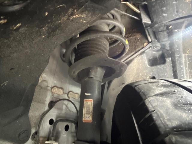 セレナ ｅ－パワー　ルキシオン　フリップダウンモニター　純正１２型ナビ　全周囲カメラ　シートヒーター　ステアリングヒーター　ハンズフリー機能付き両側電動スライドドア　プロパイロット　ＥＴＣ　Ｂｌｕｅｔｏｏｔｈ　ドラレコ　ＬＥＤヘッド（20枚目）