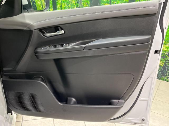 セレナ ｅ－パワー　ルキシオン　フリップダウンモニター　純正１２型ナビ　全周囲カメラ　シートヒーター　ステアリングヒーター　ハンズフリー機能付き両側電動スライドドア　プロパイロット　ＥＴＣ　Ｂｌｕｅｔｏｏｔｈ　ドラレコ　ＬＥＤヘッド（46枚目）