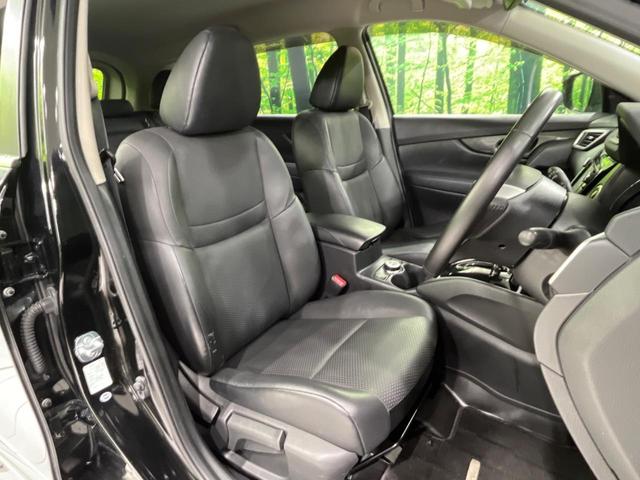 エクストレイル ２０Ｘ　ＨＶブラクＸトリマＸエマジェンシーブレーキＰ　４ＷＤ　純正ナビ　全周囲カメラ　シートヒーター　電動リヤゲート　Ｂｌｕｅｔｏｏｔｈ　ＥＴＣ　衝突被害軽減システム　クルコン　ＬＥＤヘッドライト　クリアランスソナー　ＣＤ／ＤＶＤ再生　フルセグ　禁煙車（8枚目）