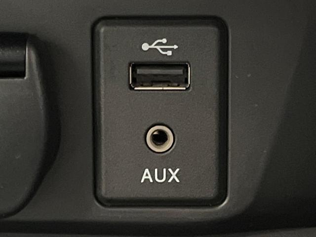 エクストレイル ２０Ｘ　ＨＶブラクＸトリマＸエマジェンシーブレーキＰ　４ＷＤ　純正ナビ　全周囲カメラ　シートヒーター　電動リヤゲート　Ｂｌｕｅｔｏｏｔｈ　ＥＴＣ　衝突被害軽減システム　クルコン　ＬＥＤヘッドライト　クリアランスソナー　ＣＤ／ＤＶＤ再生　フルセグ　禁煙車（42枚目）