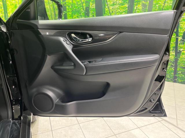 エクストレイル ２０Ｘ　ＨＶブラクＸトリマＸエマジェンシーブレーキＰ　４ＷＤ　純正ナビ　全周囲カメラ　シートヒーター　電動リヤゲート　Ｂｌｕｅｔｏｏｔｈ　ＥＴＣ　衝突被害軽減システム　クルコン　ＬＥＤヘッドライト　クリアランスソナー　ＣＤ／ＤＶＤ再生　フルセグ　禁煙車（50枚目）