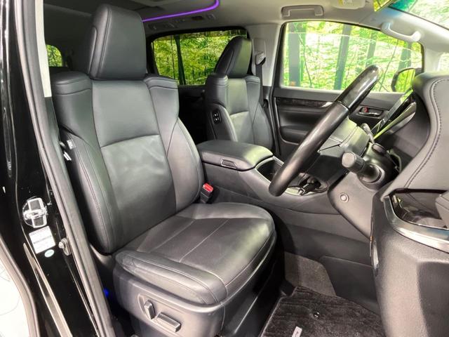 アルファード ２．５Ｓ　Ｃパッケージ　サンルーフ　モデリスタエアロ　後席モニター　純正１０型ナビ　衝突軽減装置　両側電動ドア　デジタルインナーミラー　電動リヤゲート　レーダークルーズ　バックカメラ　ＥＴＣ２．０　シートヒーター　禁煙車（8枚目）