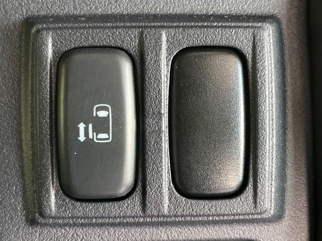 デリカD:5 ローデスト リミテッドエディション フリップダウンモニター アルパイン8型ナビ 電動スライドドア ETC CD/DVD再生 クリアランスソナー HIDヘッドライト スマートキー&プッシュスタート 禁煙車 ドアバイザー オートライト(6枚目)