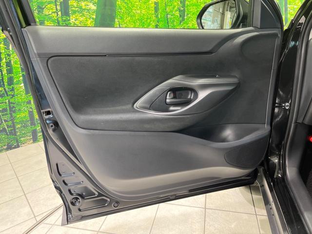 ヤリスクロス X SDナビ バックカメラ 衝突被害軽減システム レーダークルーズ 禁煙車 ドラレコ ETC コーナーセンサー スマートキー オートハイビーム 車線逸脱警報 オートライト Bluetooth フルセグ(42枚目)