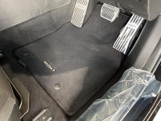 MAZDA3ファストバック 15Sツーリング 純正8型ナビ 全周囲カメラ アダプティブクルーズ BSM オートマチックハイビーム LEDヘッドライト Bluetooth ETC ドラレコ クリアランスソナー 衝突被害軽減システム フルセグ(51枚目)