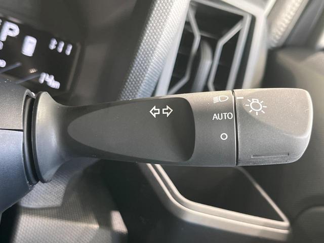 タフト X 届出済未使用車 オートエアコン スマートキー&プッシュスタート アイドリングストップ オートマチックハイビーム オートライト LEDヘッドライト オートエアコン 純正15インチAW 電動格納ミラー(30枚目)