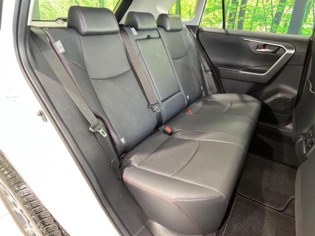 RAV4 アドベンチャー オフロードパッケージ 純正9型ディスプレイオーディオ 全周囲カメラ シートベンチレーション ブラインドスポットモニター ETC ドラレコ デジタルインナーミラー ステアリングヒーター 禁煙車 衝突被害軽減装置(9枚目)