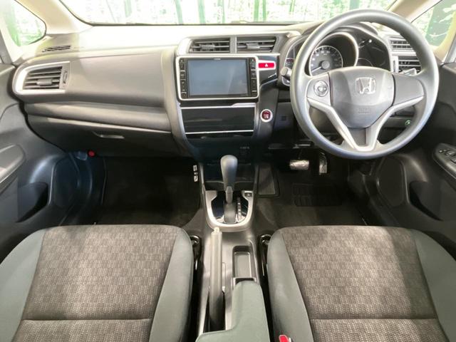 フィット 13G・Lパッケージ アルパイン8型ナビ バックカメラ Bluetooth ETC スマートキー&プッシュスタート アイドリングストップ オートマチックハイビーム オートライト LEDヘッドライト 禁煙車 衝突被害軽減装置(2枚目)