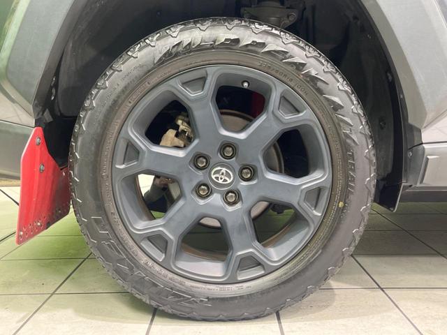 RAV4 アドベンチャー オフロードパッケージ TRDエアロ 純正9型ディスプレイオーディオ レーダークルーズコントロール ブラインドスポットモニター ETC オートマチックハイビーム オートライト 純正18インチAW 禁煙車 衝突被害軽減装置(56枚目)
