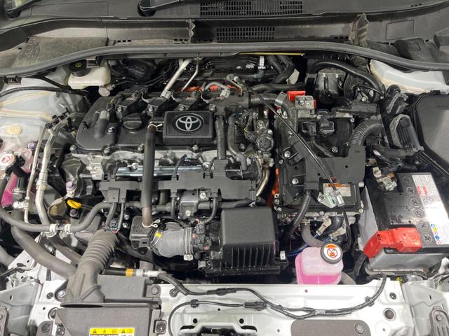 カローラクロス ハイブリッド Z パノラマルーフ 純正10型ナビ 衝突軽減装置 全周囲カメラ レーダークルーズ 電動リヤゲート シートヒーター オートエアコン BSM 純正18インチAW ETC2.0 パワーシート 禁煙車(18枚目)