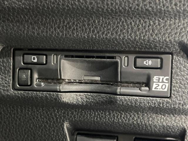 カローラクロス ハイブリッド Z パノラマルーフ 純正10型ナビ 衝突軽減装置 全周囲カメラ レーダークルーズ 電動リヤゲート シートヒーター オートエアコン BSM 純正18インチAW ETC2.0 パワーシート 禁煙車(39枚目)