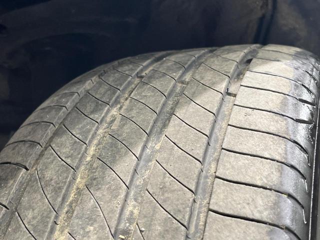 カローラクロス ハイブリッド Z パノラマルーフ 純正10型ナビ 衝突軽減装置 全周囲カメラ レーダークルーズ 電動リヤゲート シートヒーター オートエアコン BSM 純正18インチAW ETC2.0 パワーシート 禁煙車(58枚目)