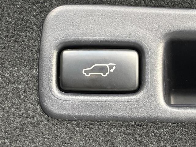 ハリアー プログレス メタル アンド レザーパッケージ 純正9型ナビ 衝突軽減装置 全周囲カメラ JBLサウンド 電動リヤゲート シートベンチレーション レーダークルーズ Bluetooth接続 純正18インチAW LEDヘッド&フォグ 禁煙車(6枚目)