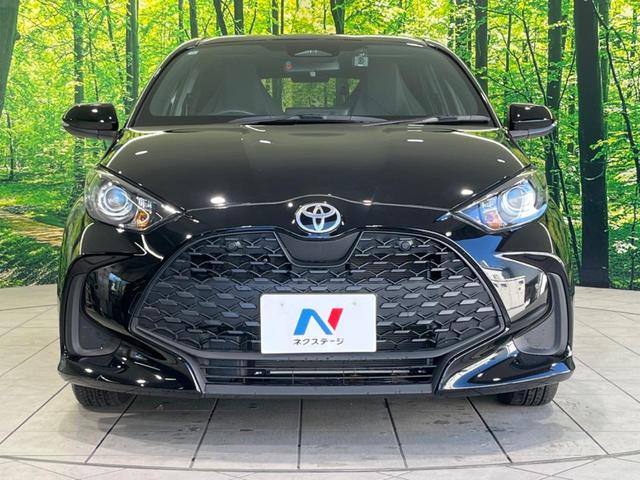 ヤリス X 純正8型ディスプレイオーディオ 衝突軽減装置 バックカメラ フルセグTV プッシュスタート&スマートキー ETC Bluetooth接続 オートハイビーム 純正14インチスチールホイール 禁煙車(14枚目)