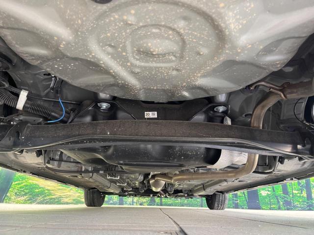 ヤリス X 純正8型ディスプレイオーディオ 衝突軽減装置 バックカメラ フルセグTV プッシュスタート&スマートキー ETC Bluetooth接続 オートハイビーム 純正14インチスチールホイール 禁煙車(19枚目)