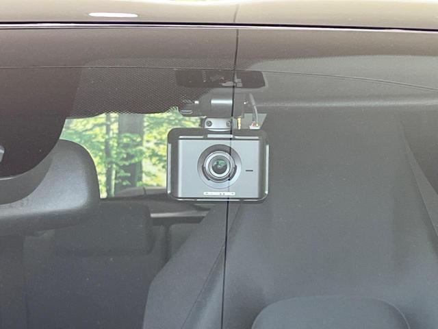 ヤリス X 純正8型ディスプレイオーディオ 衝突軽減装置 バックカメラ フルセグTV プッシュスタート&スマートキー ETC Bluetooth接続 オートハイビーム 純正14インチスチールホイール 禁煙車(31枚目)