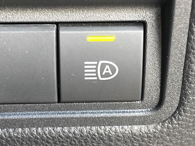 ヤリス X 純正8型ディスプレイオーディオ 衝突軽減装置 バックカメラ フルセグTV プッシュスタート&スマートキー ETC Bluetooth接続 オートハイビーム 純正14インチスチールホイール 禁煙車(36枚目)