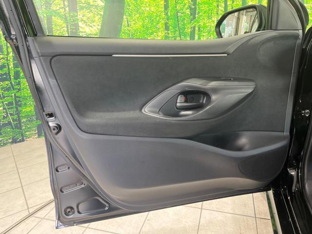 ヤリス X 純正8型ディスプレイオーディオ 衝突軽減装置 バックカメラ フルセグTV プッシュスタート&スマートキー ETC Bluetooth接続 オートハイビーム 純正14インチスチールホイール 禁煙車(39枚目)