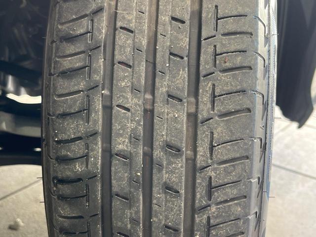 ヤリス X 純正8型ディスプレイオーディオ 衝突軽減装置 バックカメラ フルセグTV プッシュスタート&スマートキー ETC Bluetooth接続 オートハイビーム 純正14インチスチールホイール 禁煙車(56枚目)