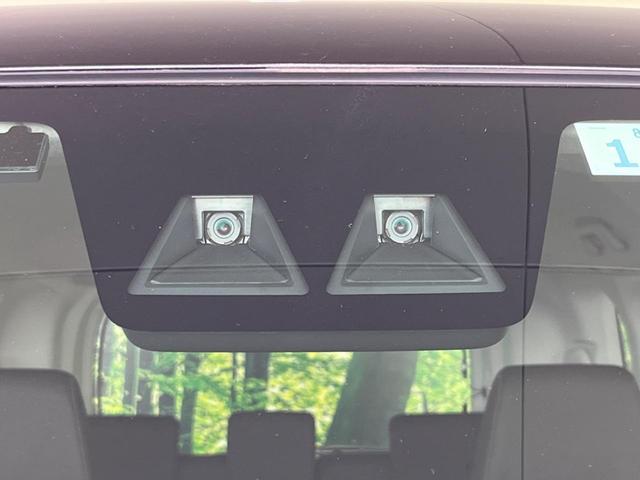 ルーミー Ｘ　純正ナビ　バックカメラ　電動スライドドア　ＥＴＣ　アイドリングストップ　オートライト　スマートキー＆プッシュスタート　横滑り防止システム　盗難防止システム　禁煙車　衝突被害軽減装置（3枚目）