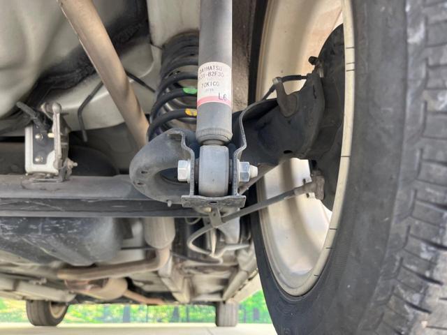 ムーヴ カスタム　Ｘリミテッド　純正ナビ　バックカメラ　ＬＥＤヘッド＆フォグ　オートライト　プッシュスタート＆スマートキー　オートエアコン　ＥＴＣ　アイドリングストップ　純正１４インチＡＷ　シートアンダーボックス　電動格納ミラー（20枚目）