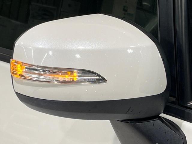 ステラ カスタムＲ　純正ナビ　スマートキー＆プッシュスタート　オートエアコン　アイドリングストップ　オートライト　ＨＩＤヘッドライト　純正１４インチＡＷ　禁煙車　ドアバイザー　電動格納ミラー　盗難防止システム（47枚目）