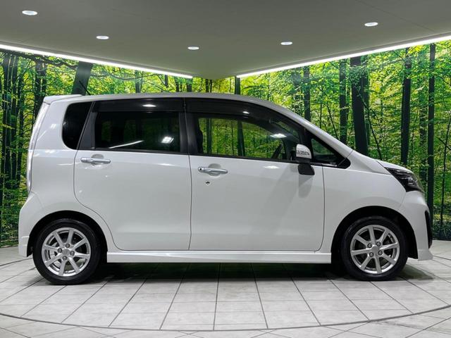 ステラ カスタムＲ　純正ナビ　スマートキー＆プッシュスタート　オートエアコン　アイドリングストップ　オートライト　ＨＩＤヘッドライト　純正１４インチＡＷ　禁煙車　ドアバイザー　電動格納ミラー　盗難防止システム（50枚目）