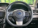 インテリアに合わせたデザインのステアリングは、運転される方のことも考え、運転しやすい形状、大きさです。是非一度、実際に触ってお確かめください。