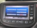 ＲＳ　純正ナビ　バックカメラ　ＣＤ／ＤＶＤ再生　ドラレコ　ＥＴＣ　キーレスエントリー　オートエアコン　オートライト　ＨＩＤヘッドライト　純正１６インチＡＷ　禁煙車　電動格納ミラー　ドアバイザー（25枚目）