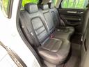 後部座席も気になるようなキズ・汚れやへたり等、大きなダメージはなく、良好な状態です。