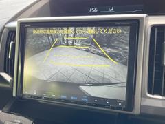 【バックカメラ】駐車時に後方がリアルタイム映像で確認できます。大型商業施設や立体駐車場での駐車時や、夜間のバック時に大活躍！運転スキルに関わらず、今や必須となった装備のひとつです！ 5