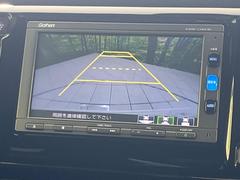 【バックカメラ】駐車時に後方がリアルタイム映像で確認できます。大型商業施設や立体駐車場での駐車時や、夜間のバック時に大活躍！運転スキルに関わらず、今や必須となった装備のひとつです！ 5