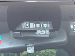 ڥȥ西եƥ󥹡μξǧͤʻϷȥ֥졼ǾͲﳲڸ򥢥ȡ˥ɥ饤֤򤪳ڤߤޤ 6