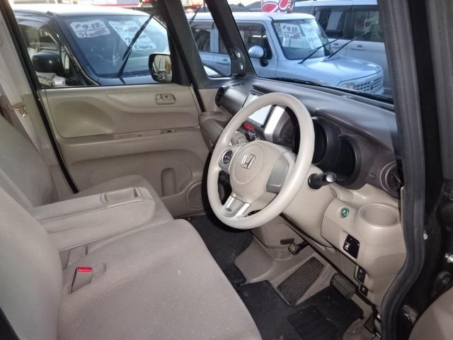 お客様に安心して乗って頂けますようなるべく多くの画像を載せるように心がけておりますが、もっと見たい部分などありましたらお気軽にお伝え下さい。メールにてお送り致します。