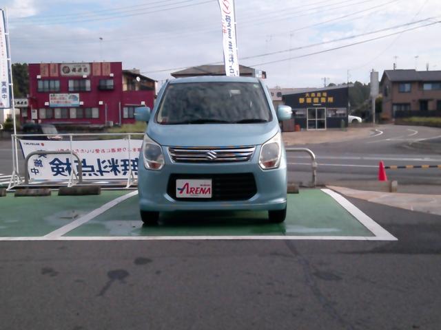 ワゴンＲ 　ＦＸ　スマートキー　アイドリングストップ　ベンチシート　ＣＶＴ　ＣＤ　ミュージックプレイヤー接続可　アルミホイール　エアコン　パワーステアリング　パワーウィンドウ（10枚目）