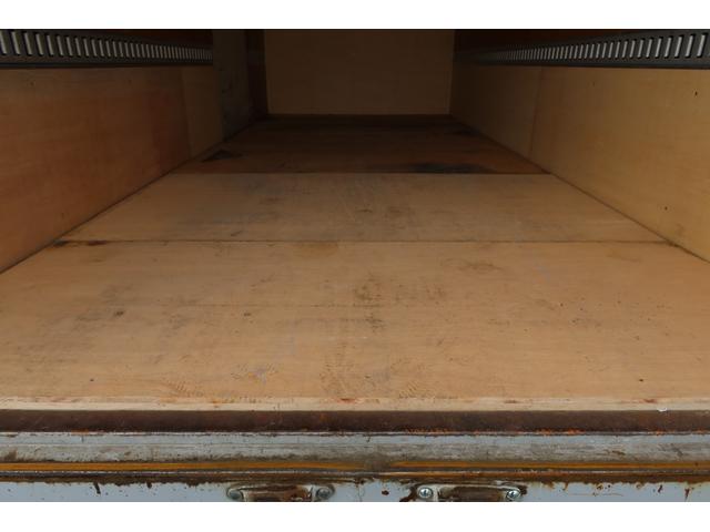 エルフトラック 　標準ロングアルミバン　積載２０００ｋｇ　内寸４４００×１７７０　Ｈ２１３０　ラッシング２段（15枚目）