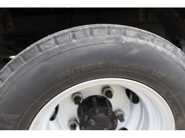 エルフトラック 　標準ロングアルミバン　積載２０００ｋｇ　内寸４４００×１７７０　Ｈ２１３０　ラッシング２段（22枚目）