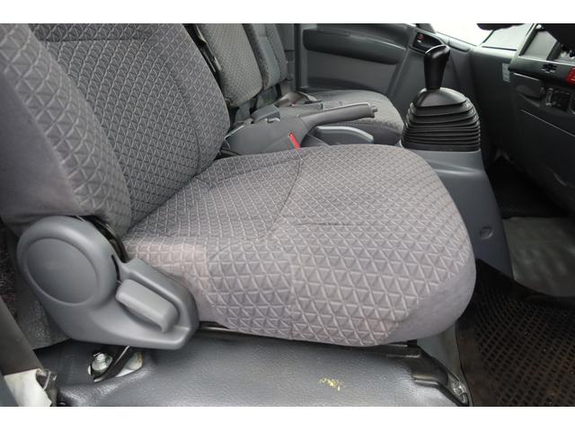 エルフトラック 　新明和　ワイド巻き込みパッカー車　６．５立米　積載２８５０ｋｇ　汚水タンク付　連続スイッチ付（65枚目）