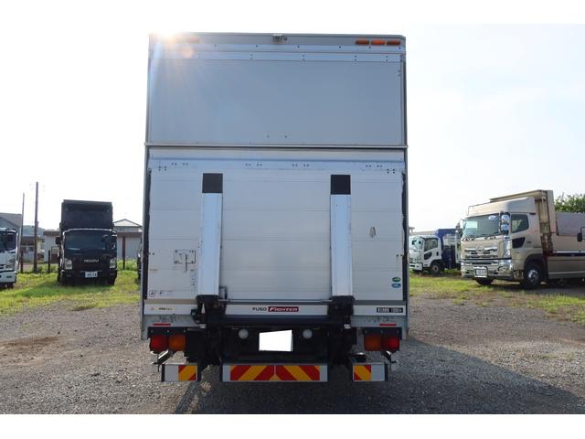 ファイター 　ワイドアルミウイング車　ＰＧ付　ラッシング３段　床フック１０個　内寸２３７０×６２２０　Ｈ２５５０　ゲート付１５６０×２４２０　積載１９００ｋｇ（6枚目）