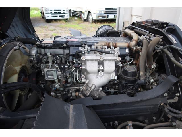 ファイター 　ワイドアルミウイング車　ＰＧ付　ラッシング３段　床フック１０個　内寸２３７０×６２２０　Ｈ２５５０　ゲート付１５６０×２４２０　積載１９００ｋｇ（52枚目）