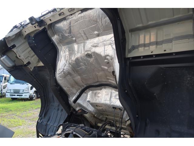 ファイター 　ワイドアルミウイング車　ＰＧ付　ラッシング３段　床フック１０個　内寸２３７０×６２２０　Ｈ２５５０　ゲート付１５６０×２４２０　積載１９００ｋｇ（59枚目）